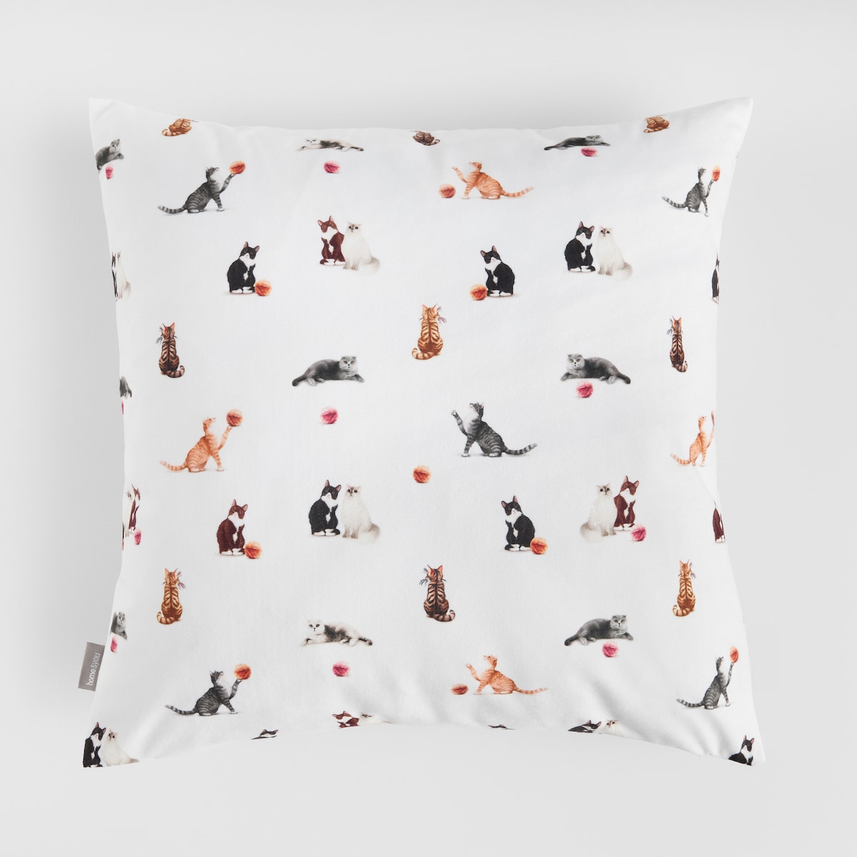 Poszewka z nadrukiem Gattino 45x45 cm z motywem zwierzęcym