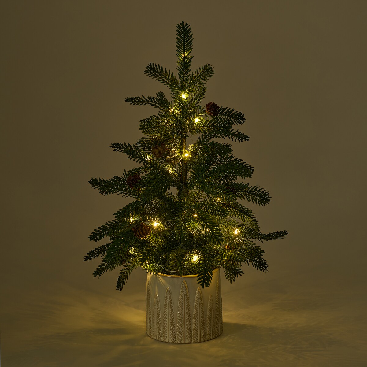 Stroik Led Julgran z motywem roślinnym