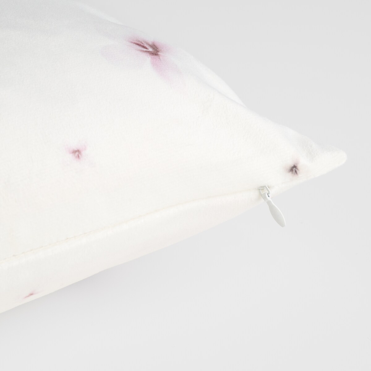 Poszewka z nadrukiem Fladis 45x45 cm z motywem kwiatowym