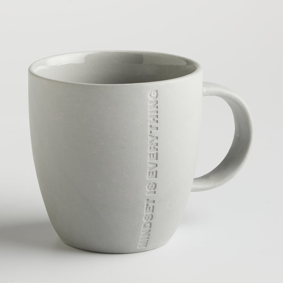 Kubek Avior z motywem napisów