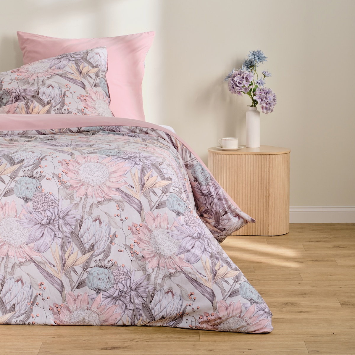 Komplet pościeli z mikrofibry Daphnett 200x220 cm z 2 poszewkami 70x80