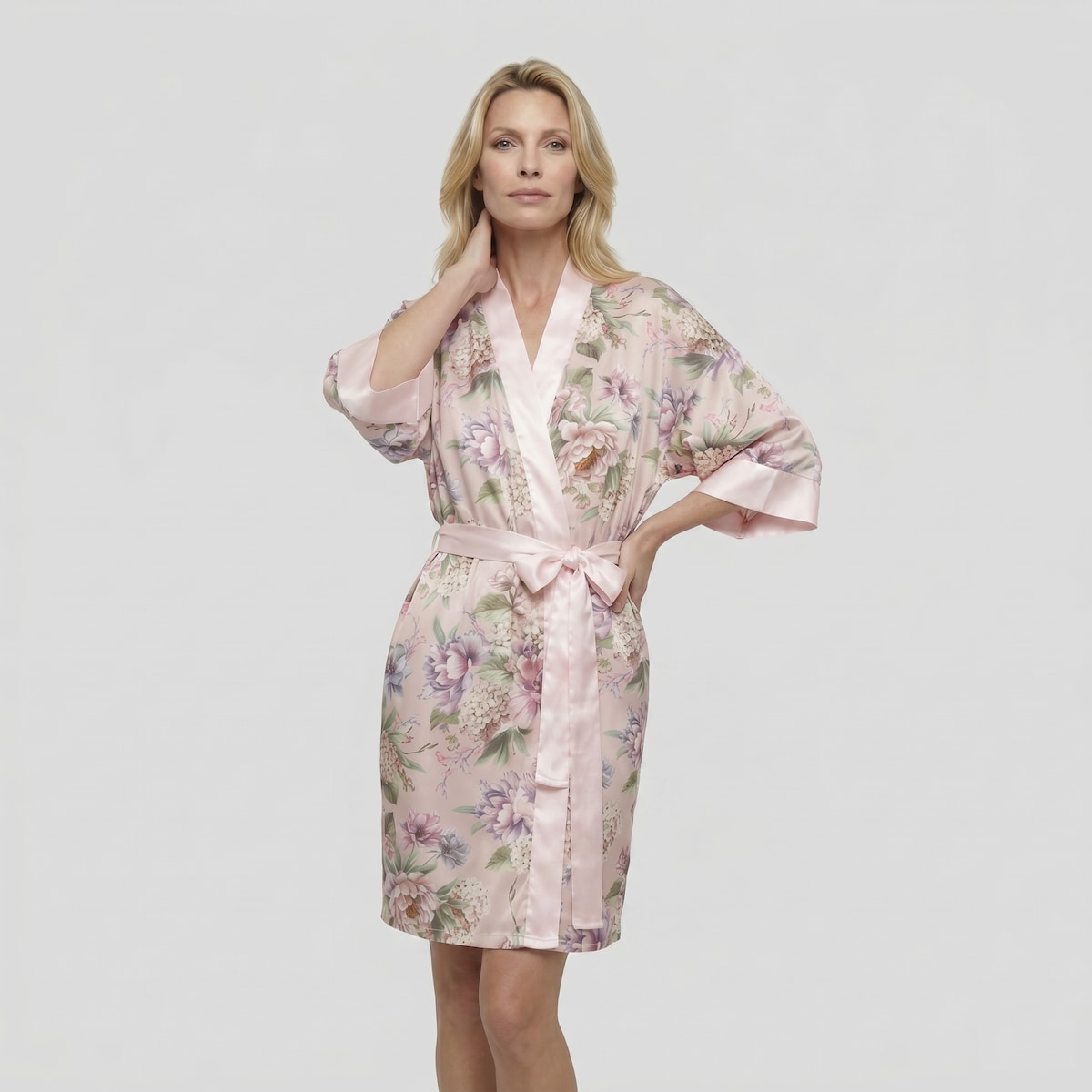 Szlafrok Tensianis z motywem kwiatowym