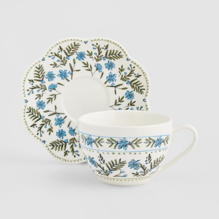 Filiżanka Ze Spodkiem Avenel z motywem kwiatowym