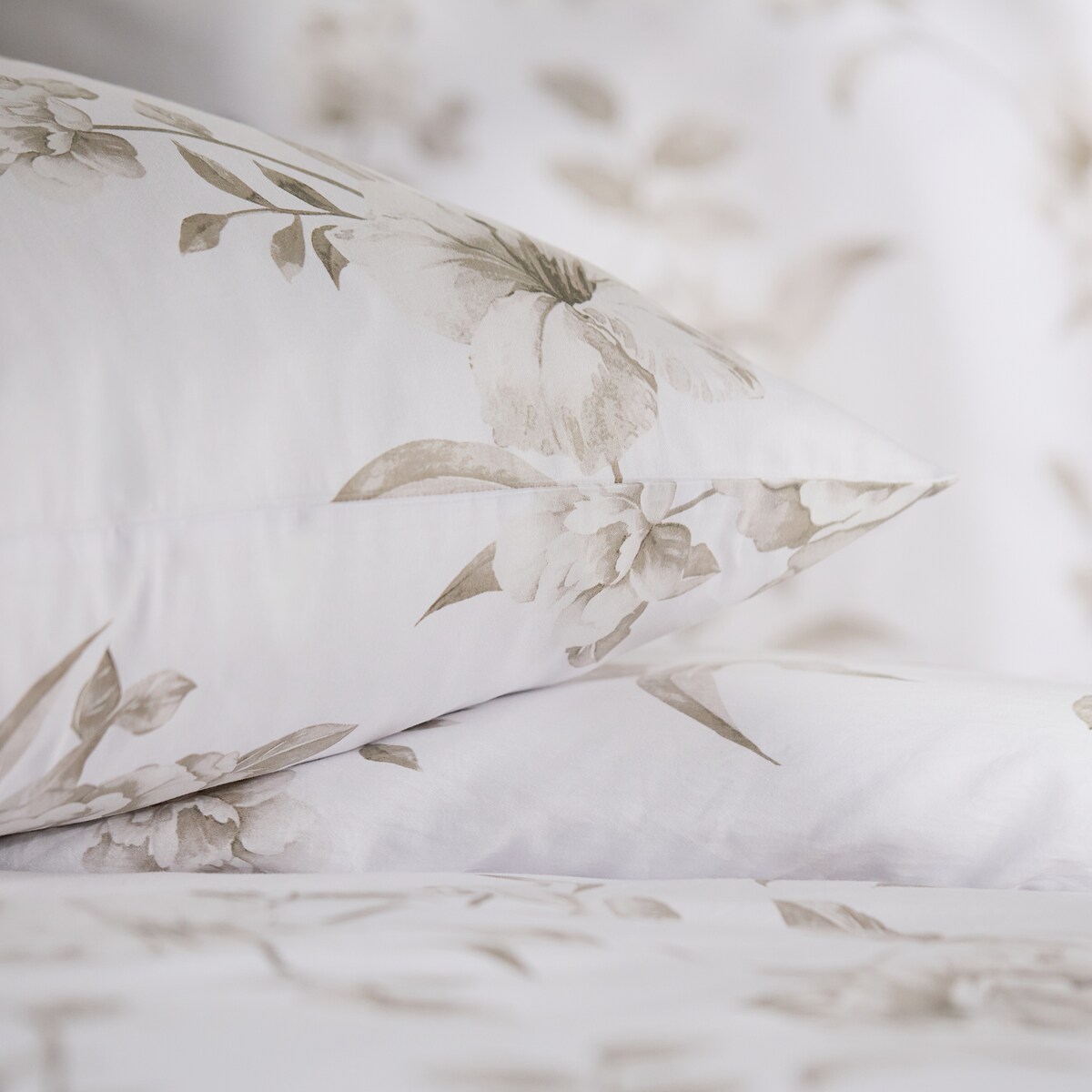 Pościel z bawełny satynowej Rostello 160x200 cm z motywem kwiatowym