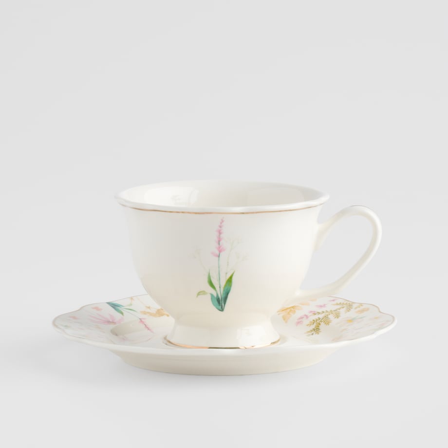 Filiżanka Ze Spodkiem Meadinna z motywem kwiatowym
