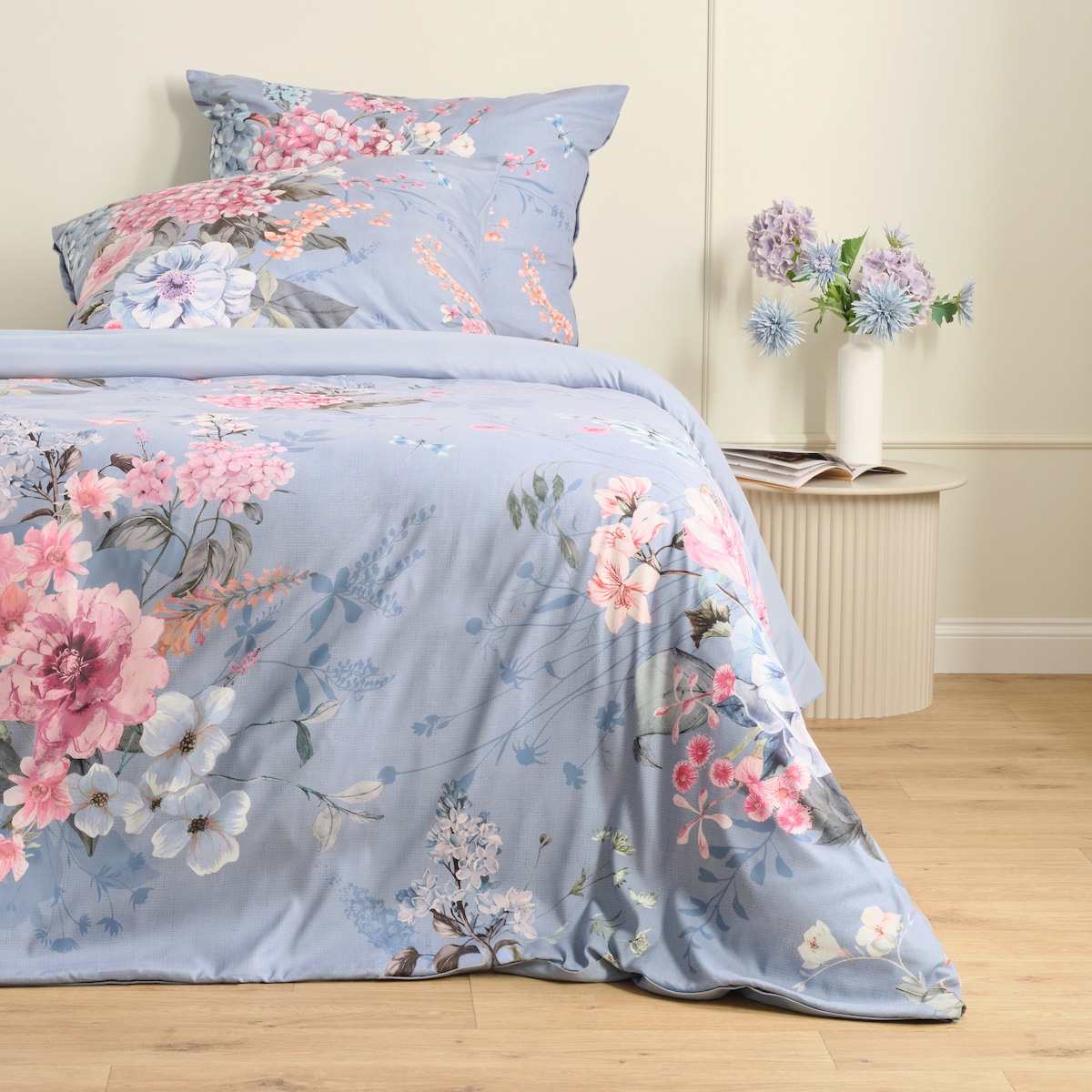 Pościel Z Mikrofibry Malwani 160x200 cm z motywem kwiatowym