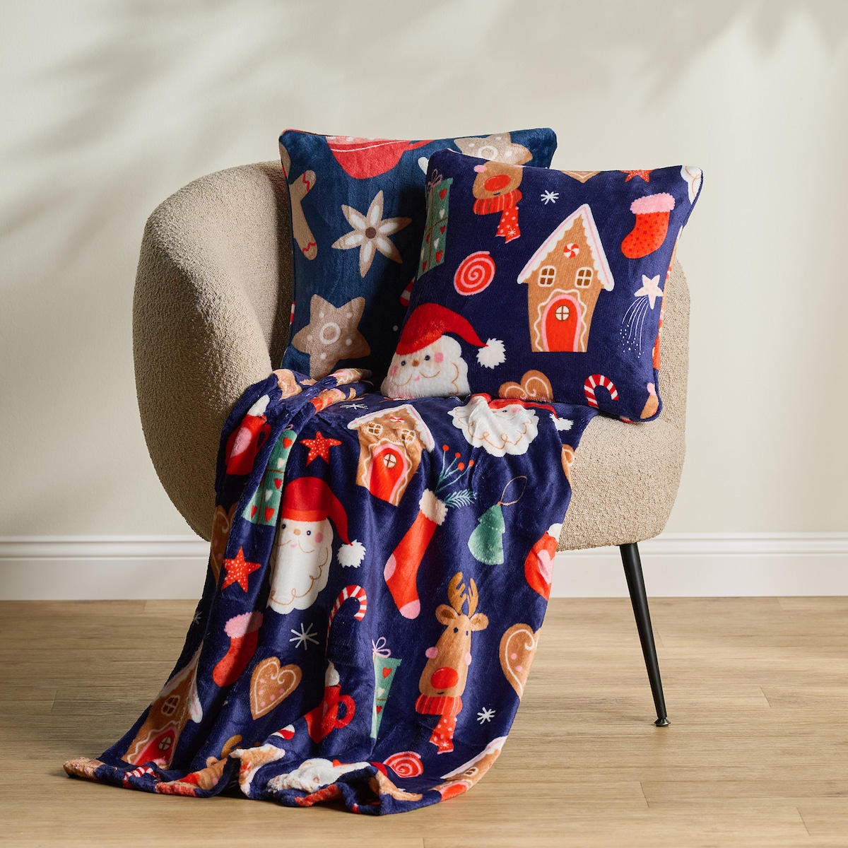 Poszewka Flanelowa Festive table 40x40 cm