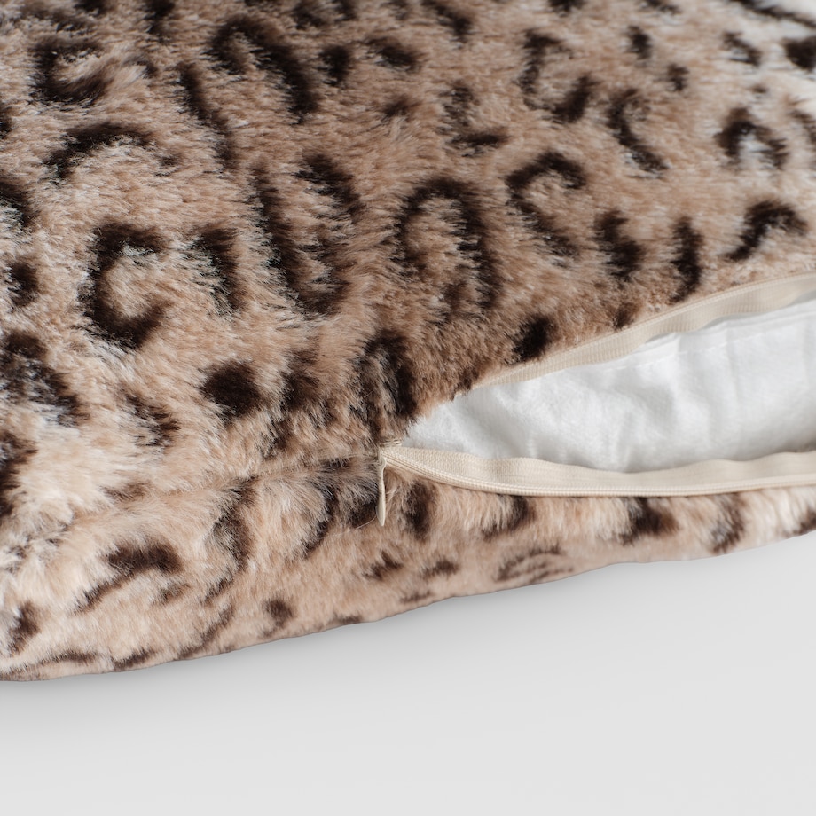 Poszewka Futrzana Panterini 45x45 cm z motywem zwierzęcym