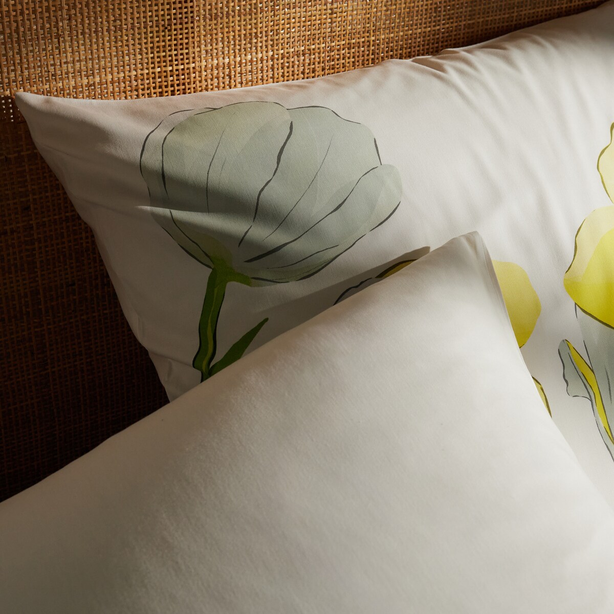 Pościel z bawełny satynowej Tendi 160x200 cm z wzorem kwiatowym