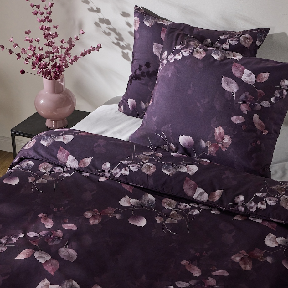Komplet pościeli z mikrofibry Fioleta 200x220 cm z 2 poszewkami 70x80