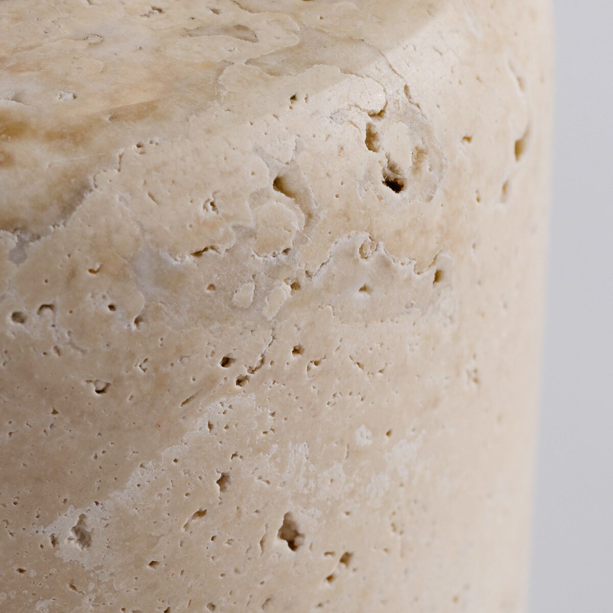 Dozownik Łazienkowy z Trawertynu Pierres