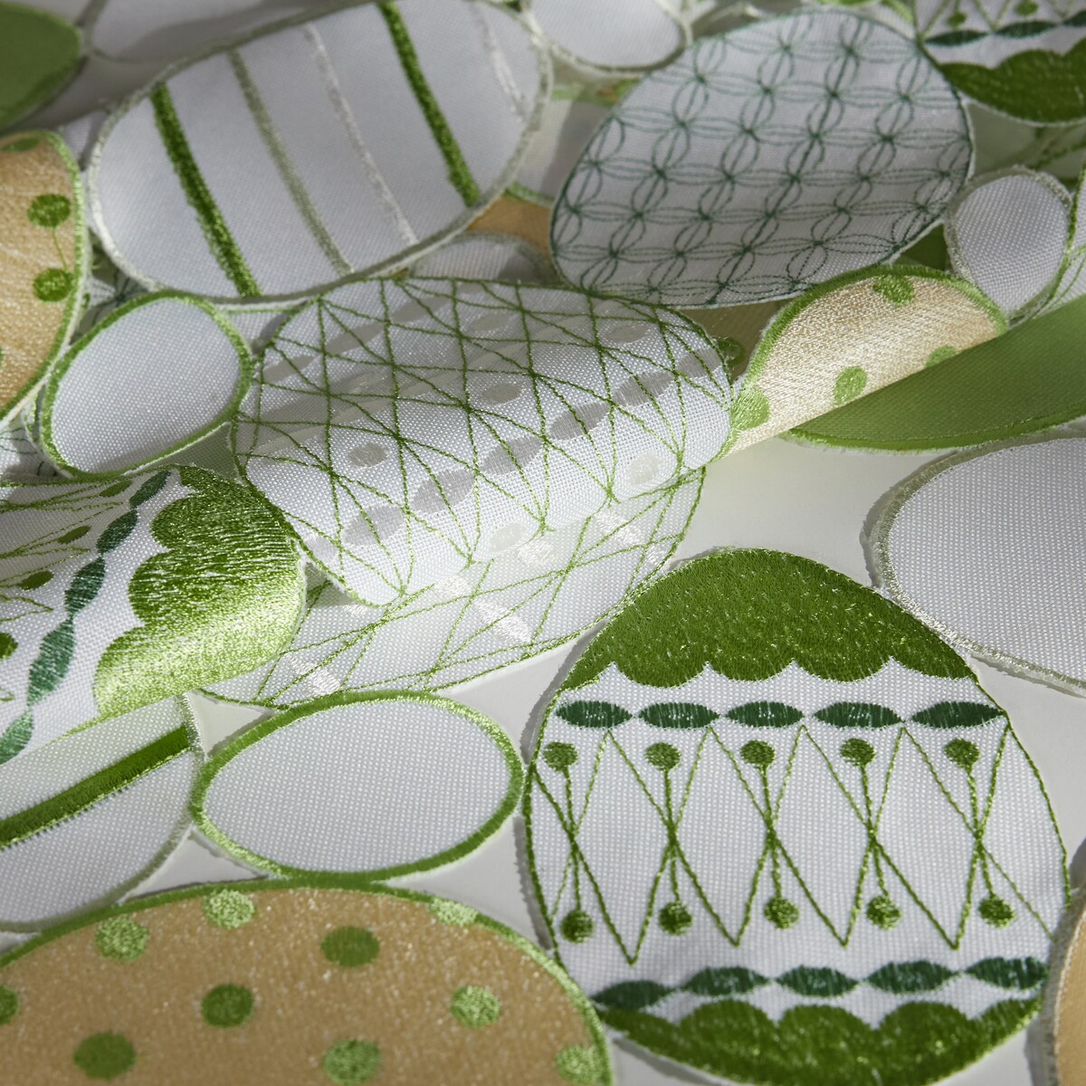 Serweta Haftowana Egio 80x80 cm