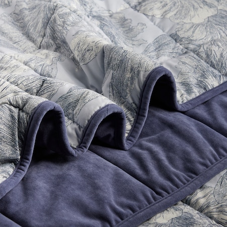 Narzuta Flowa 200x220 cm z motywem kwiatowym