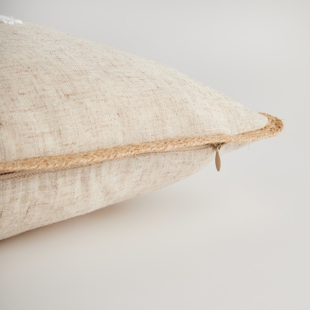 Poszewka Haftowana Olmo 45x45 cm z motywem królika