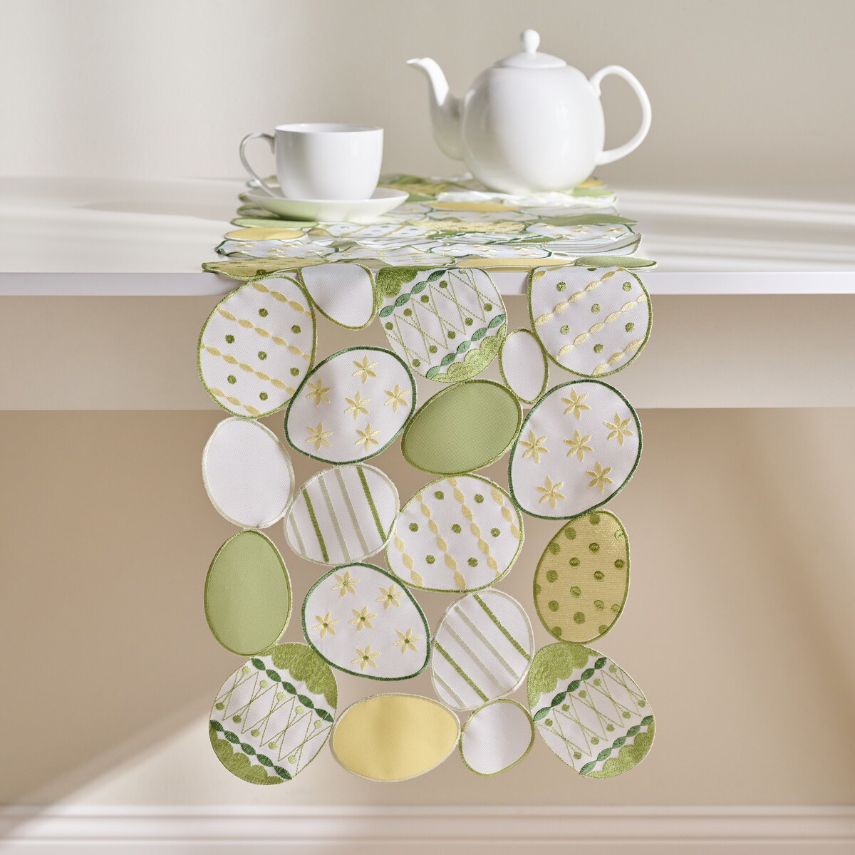 Bieżnik Haftowany Egios 35x180 cm z motywem jajka