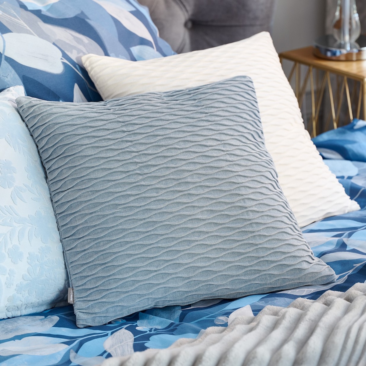 Poszewka Salma 45x45 cm z motywem geometrycznym