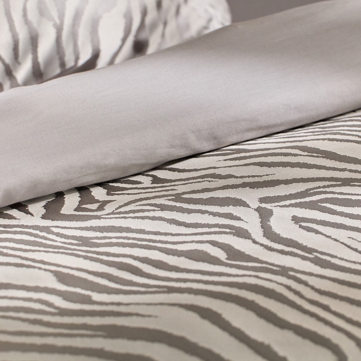 Pościel Żakardowa Trankila 160x200 cm z motywem zwierzęcym