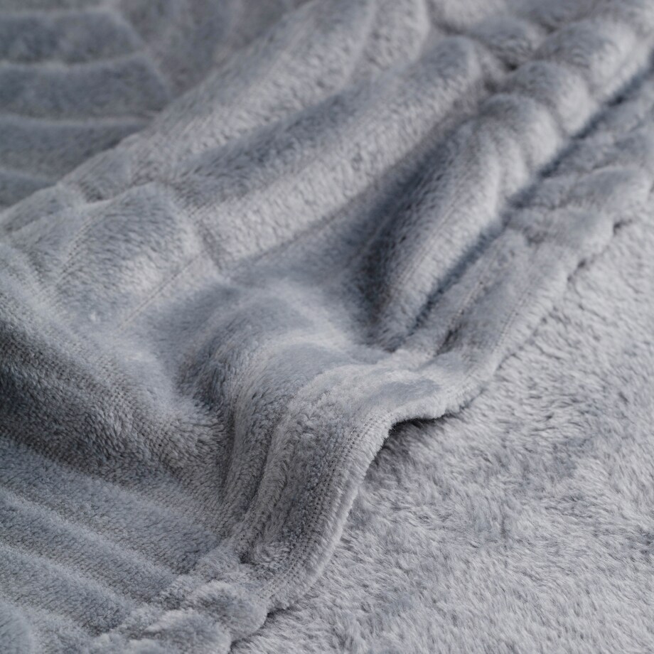 Jednokolorowy koc z wytłoczonym wzorem Leafline 150x200 cm