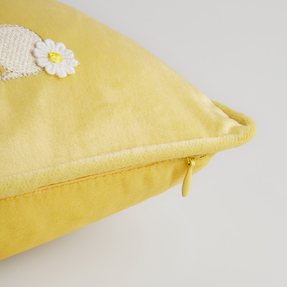 Poszewka Haftowana Hopspring 45x45 cm z motywem królika