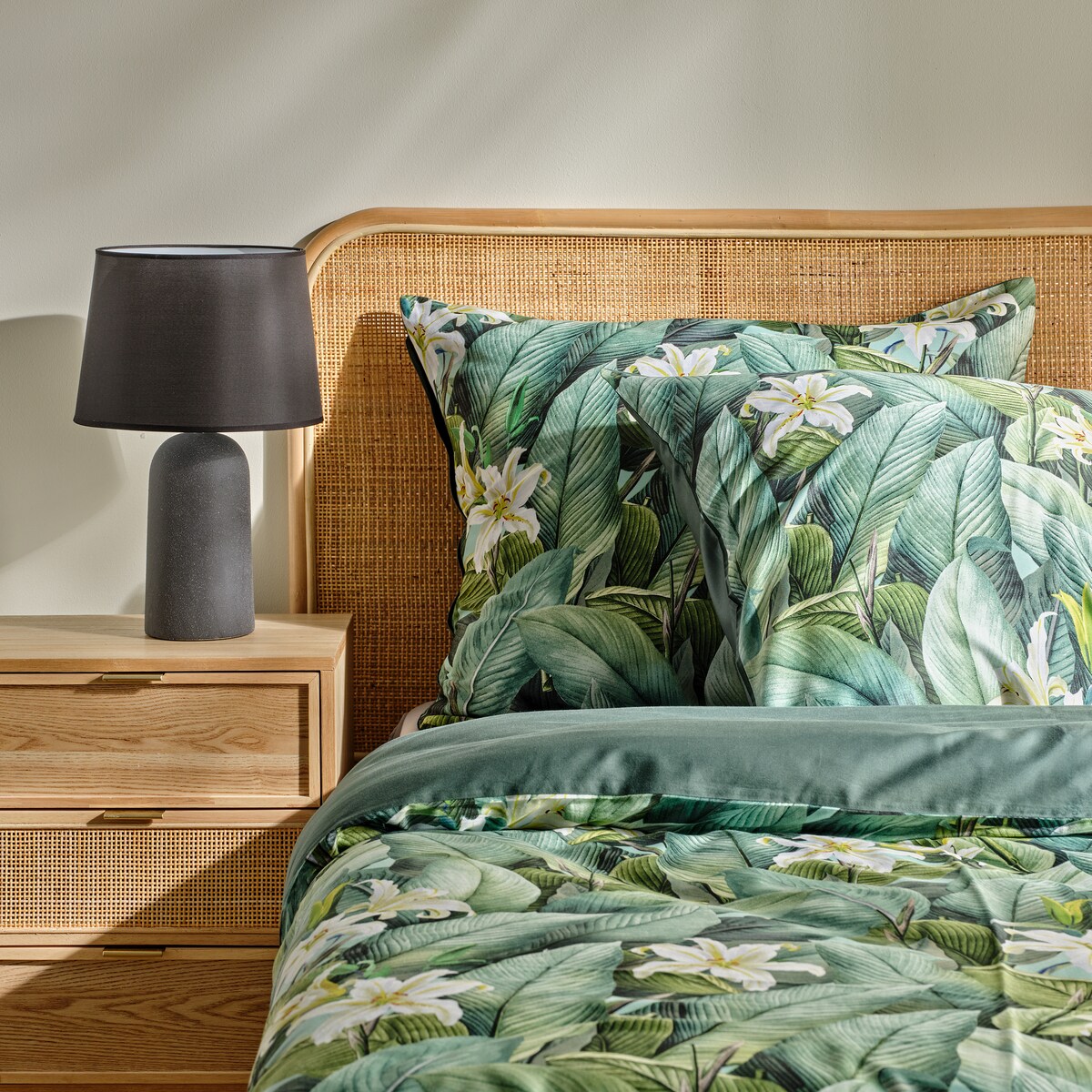 Pościel z bawełny satynowej Islano 200x220 cm z motywem liściastym