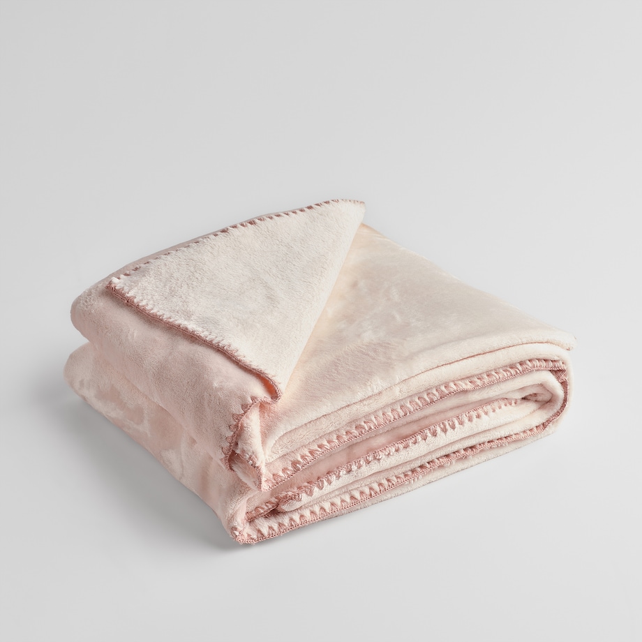 Jednokolorowy koc z wiskozą Maresa 150x200 cm