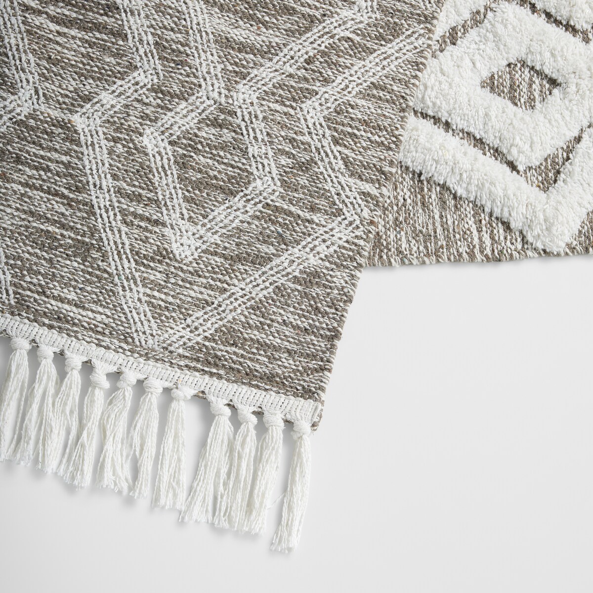 Chodnik Nesna 70x120 cm z motywem geometrycznym