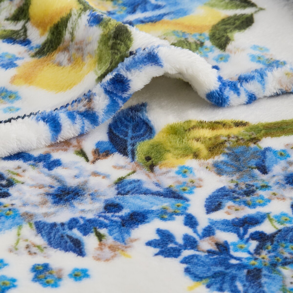 Drukowany koc Lemondi 150x200 cm z motywem kwiatowym