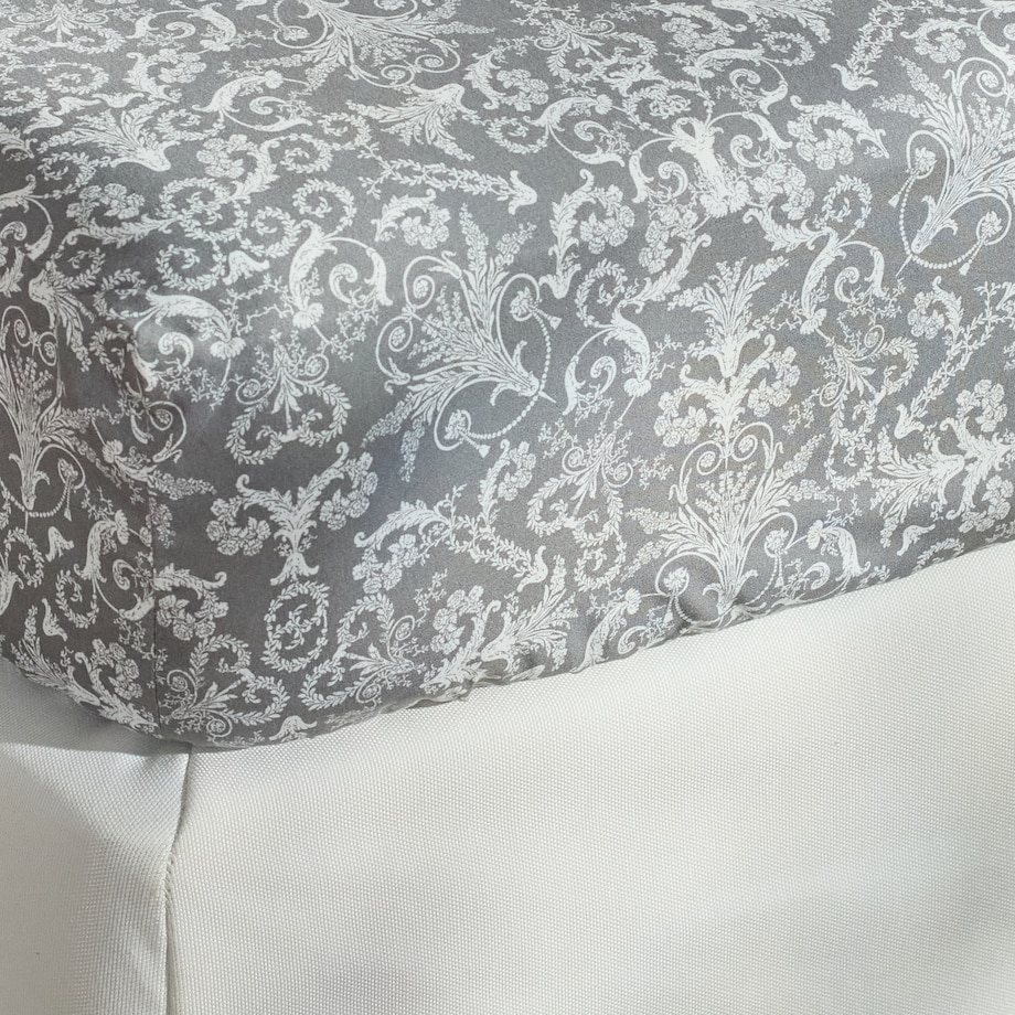 Prześcieradło z mikrofibry z gumką Chita 180x200 cm z motywem arabeski