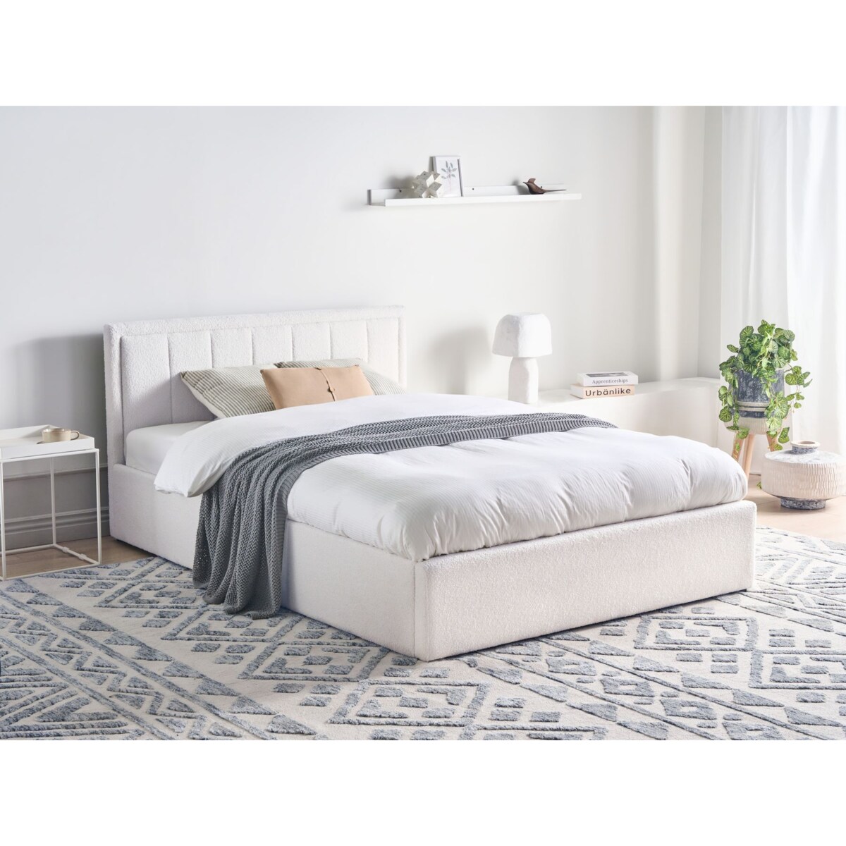 Łóżko z pojemnikiem MONTLAUR 140 x 200 cm Boucle Biały