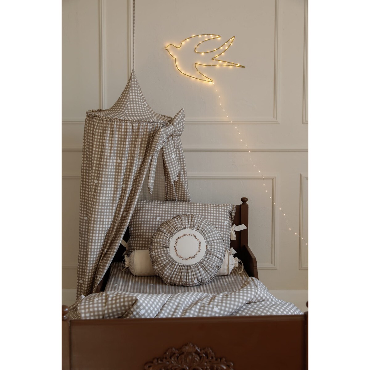 Poduszka dekoracyjna okrągła z haftem Countryside Check