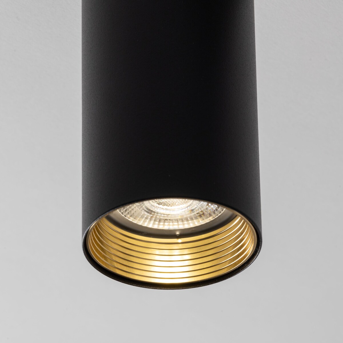 Oprawa natynkowa spot AMIS BLACK GU10 czarno-złota TK Lighting 10718 LED max 10W IP20