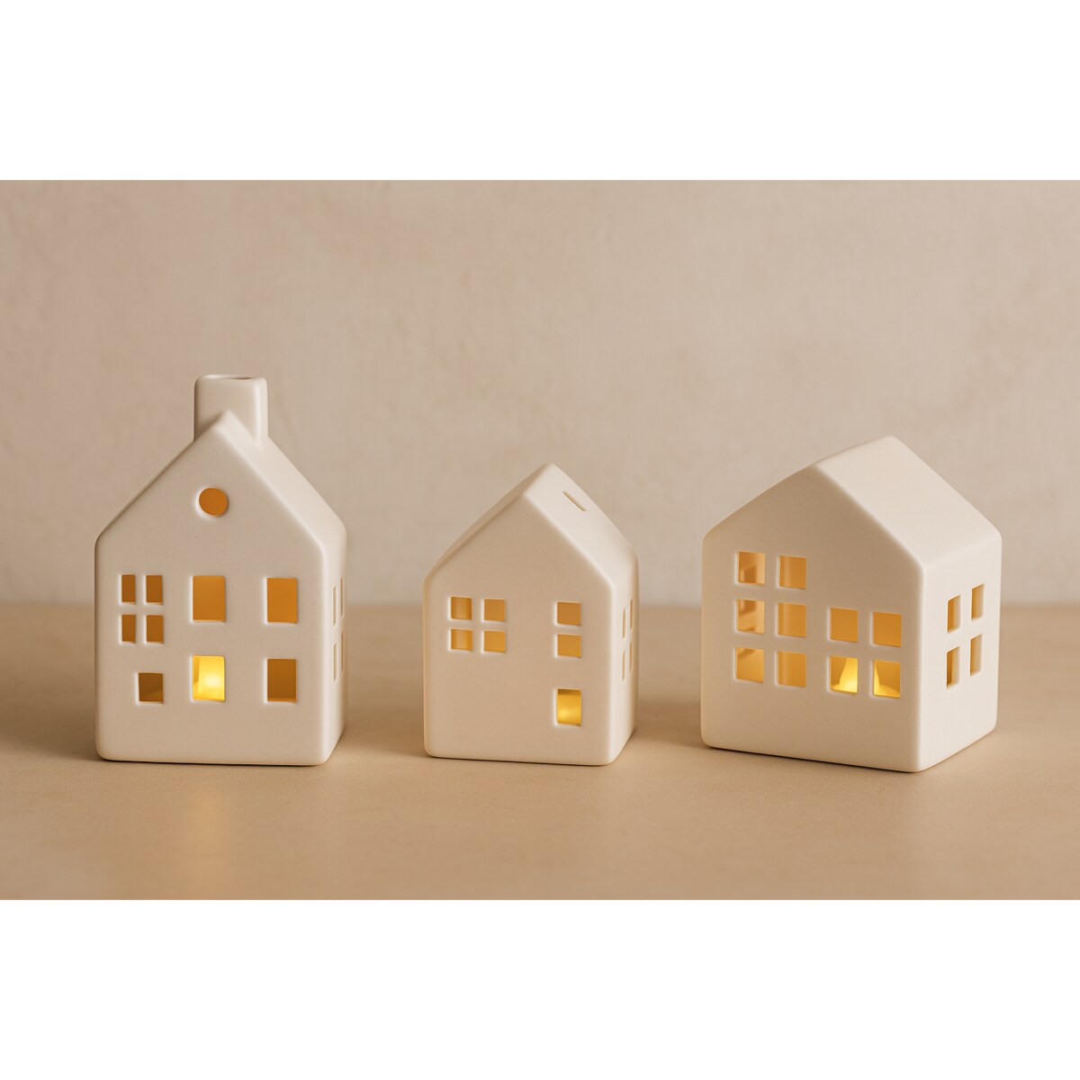 Dekoracja - 3 domki ceramiczne LED 9,5/13,8/11,5 cm SCONE