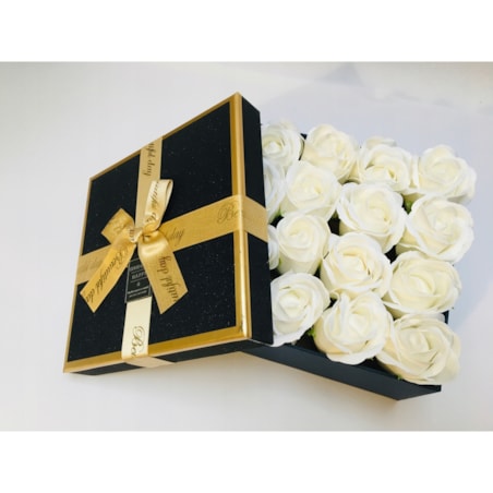 BOX PACHNĄCE białe RÓŻE MYDLANE GOTOWY PREZENT upominek urodziny ślub kwiat