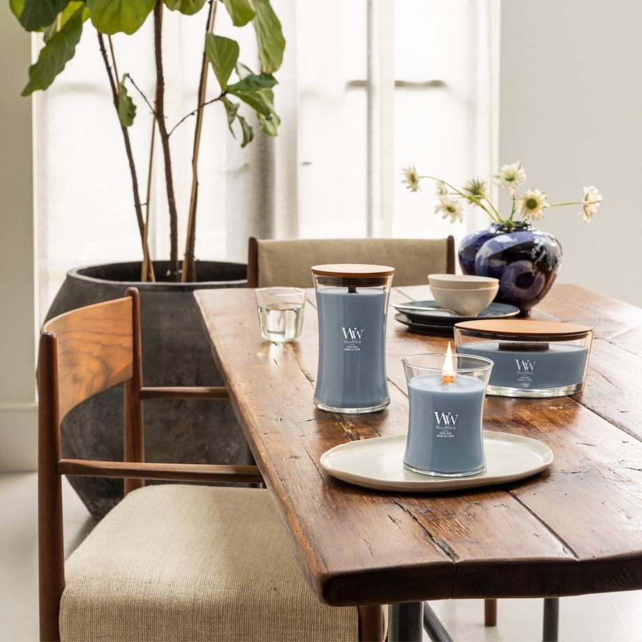 WoodWick świeca średnia TERRA HAZE