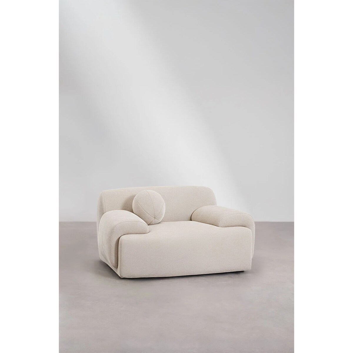 Fotel tapicerowany z poduszką Shirina, beżowy