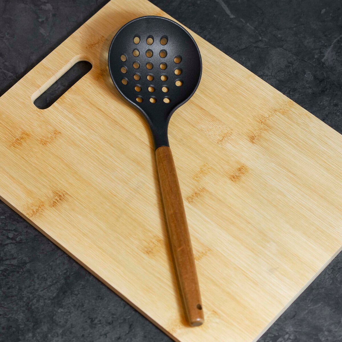 Łyżka Cedzakowa Szumówka Kuchenna Drewno 31,5 Cm