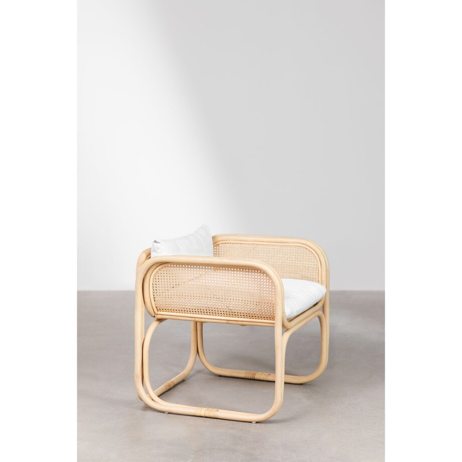 Fotel rattanowy z plecionką wiedeńską i poduchami