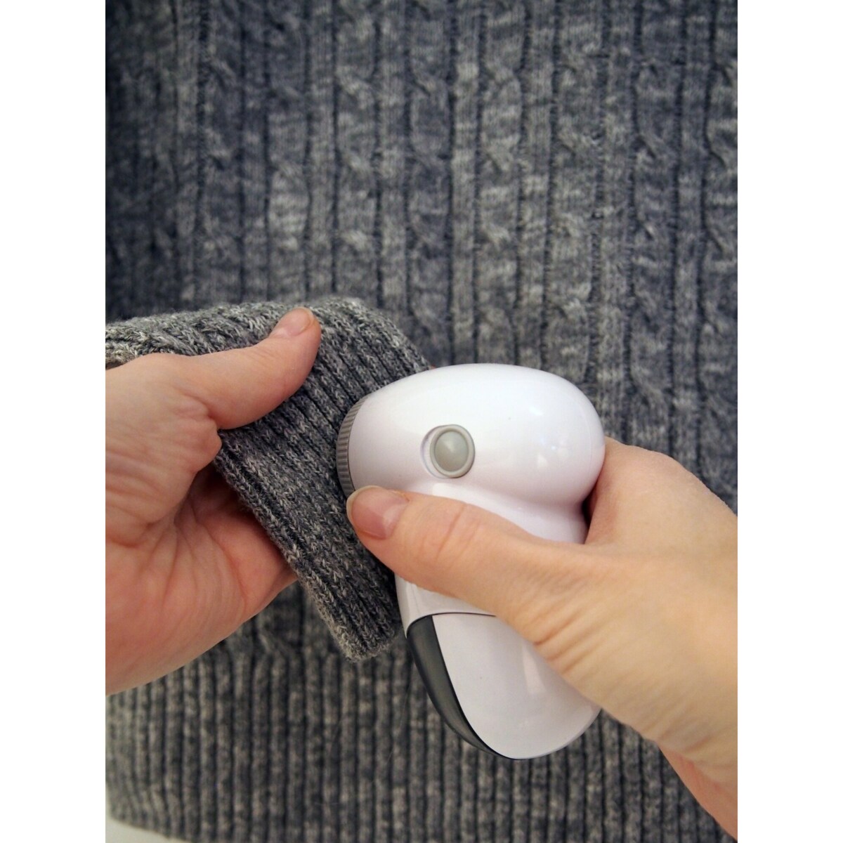 Golarka do ubrań ze szczoteczką do czyszczenia