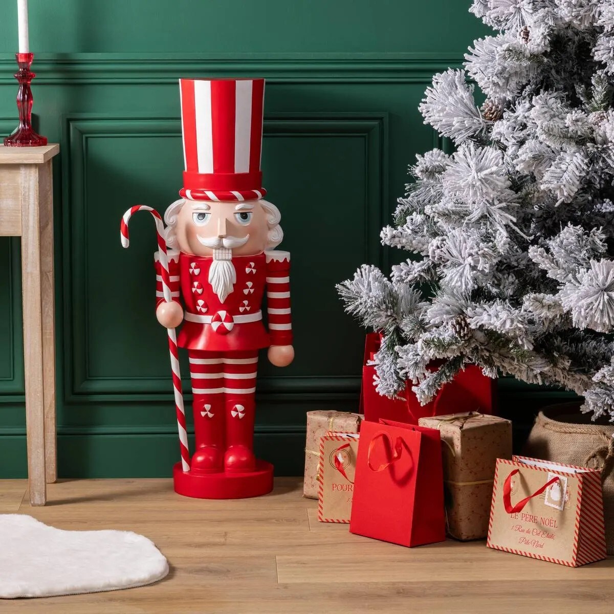 Dziadek do Orzechów biało-czerwony 91 cm