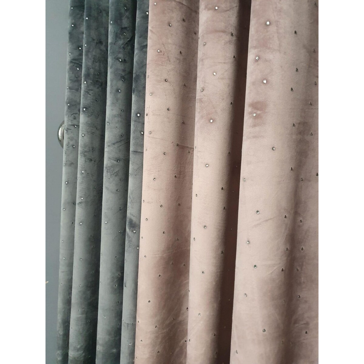 zasłona welurowa "full crystal" 140x250 cm przelotki brudny róż