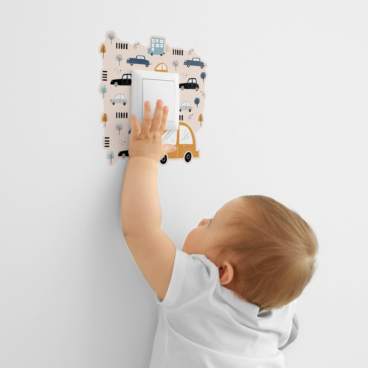 Naklejka Pod Włącznik Dla Dzieci Auta Samochody Styl Skandynawski Drzewa 20x20cm