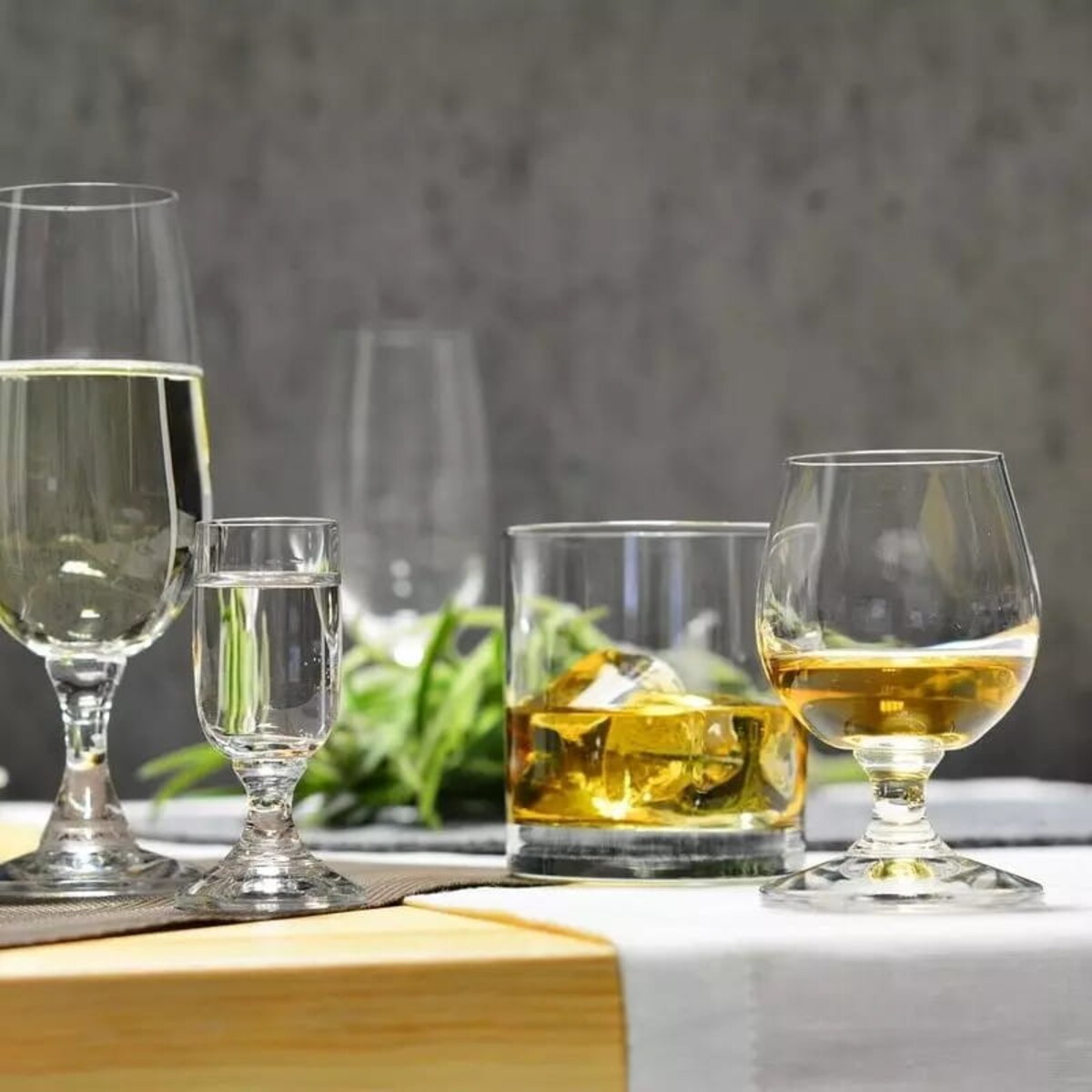 Klasyczne Proste Szklanki do Whisky Soku Balance Krosno 6 x 220 ml Zestaw