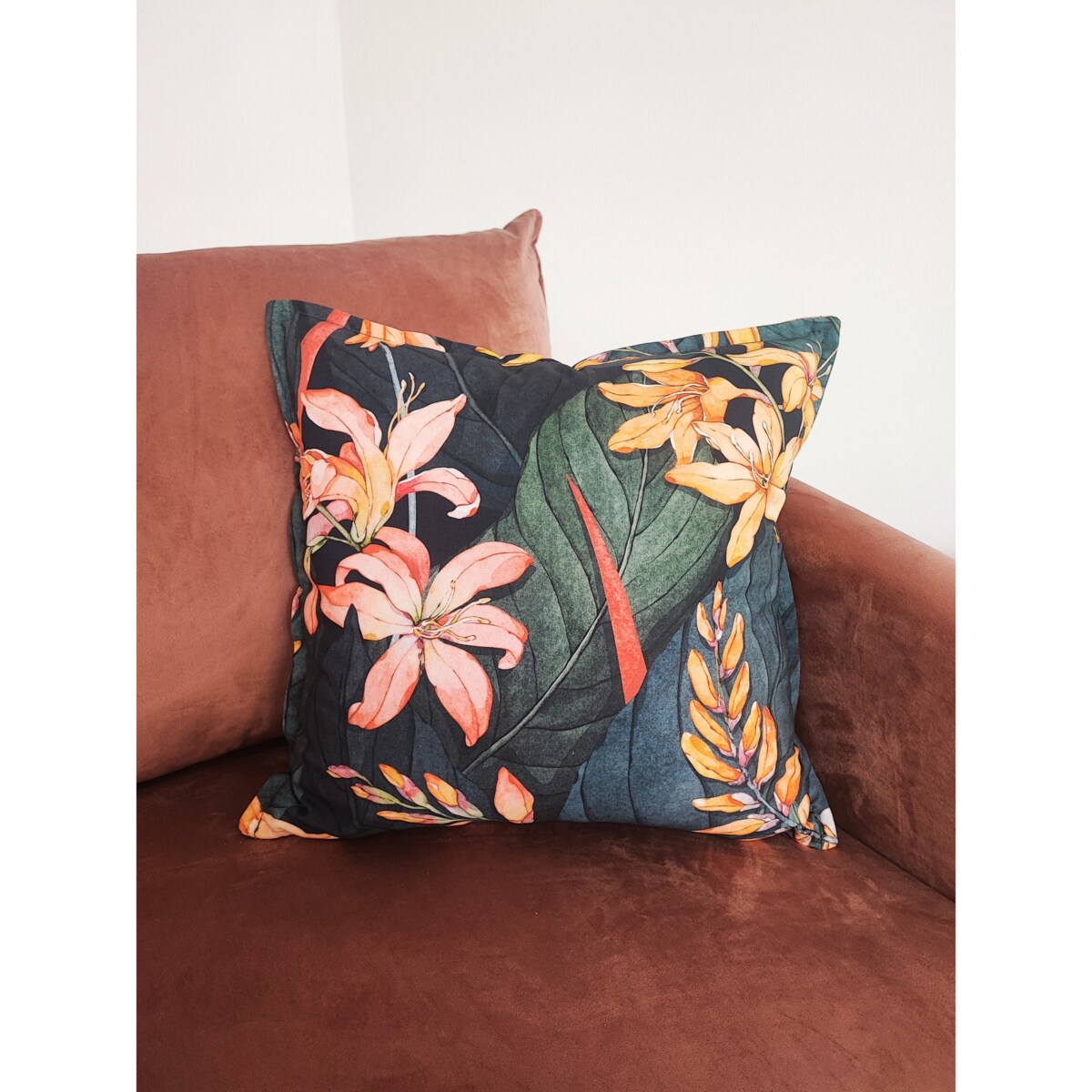 Poszewka dekoracyjna o motywie roślinnym 45x45