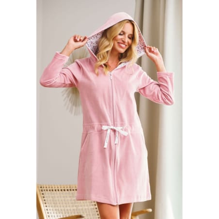 Jasnoróżowy welurowy szlafrok na suwak od S do 3XL