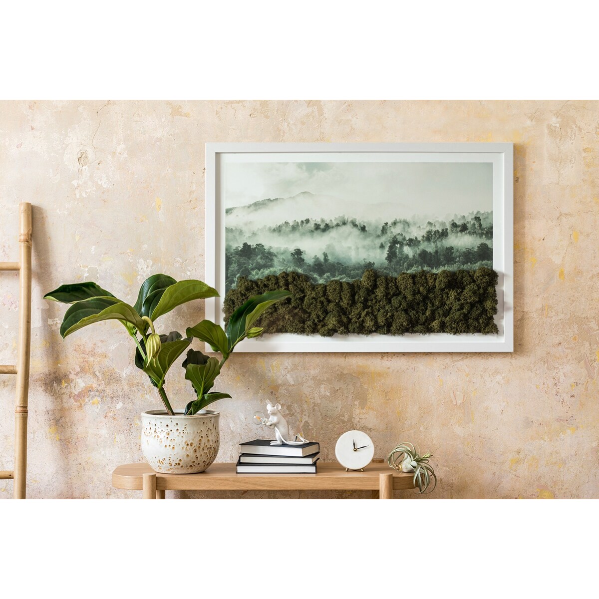 Obraz Las we mgle - mech chrobotek w białej ramie 60x40cm