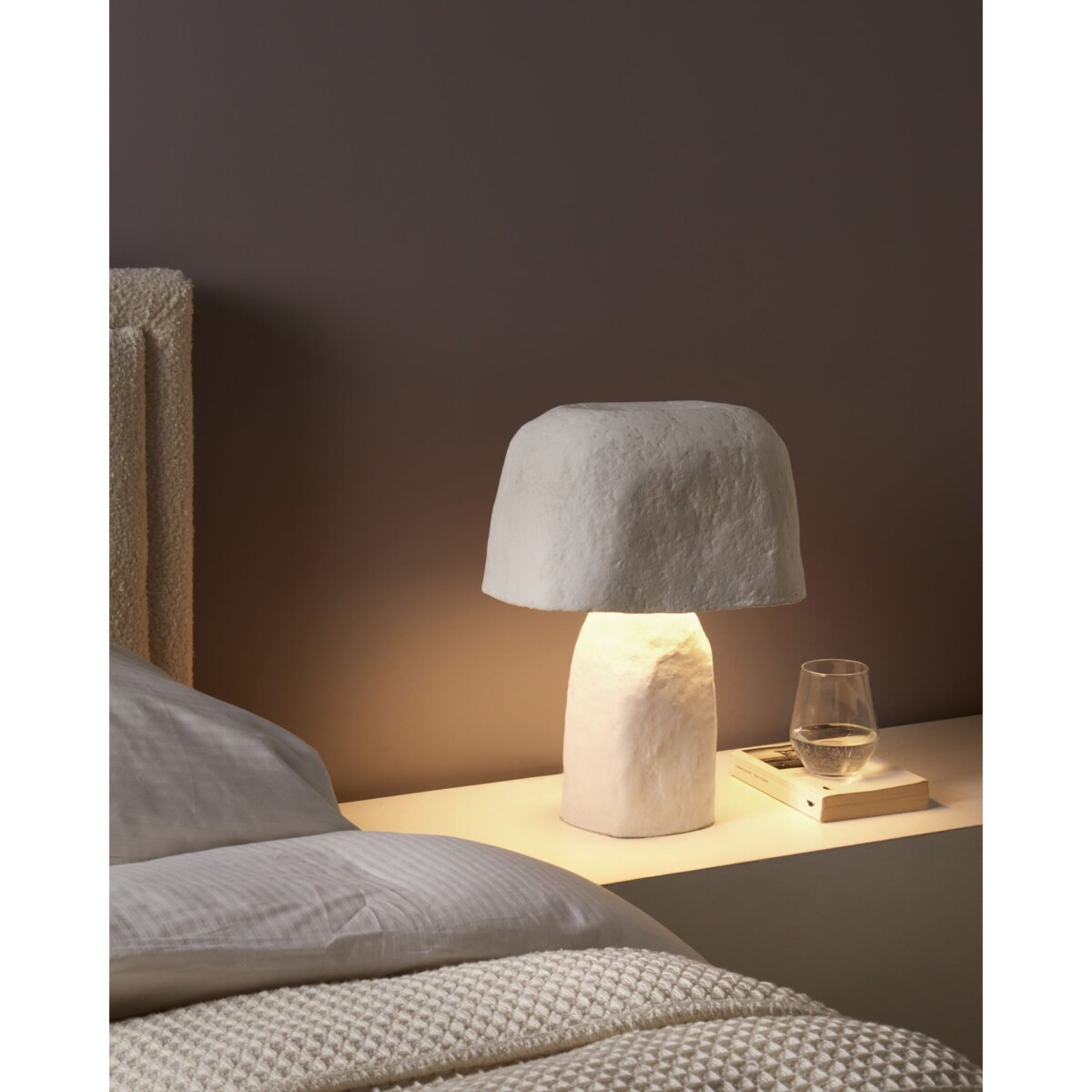 Lampa stołowa CARRASCO Papier-mâché Biały