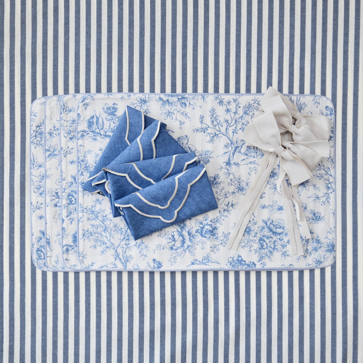 Podkładki dwustronne Toile de Jouy Blue & Stripes - 4 sztuki