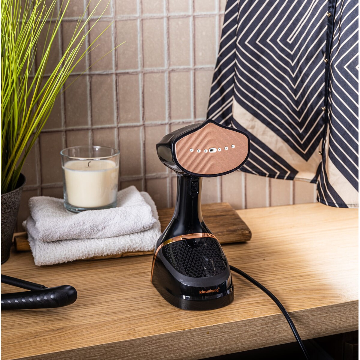 Parownica do prasowania ubrań i tkanin KLAUSBERG