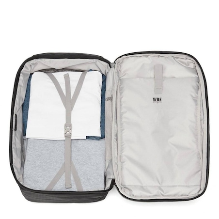 Torba i plecak antykradzieżowy 2w1 Pacsafe Vibe 40 - czarny