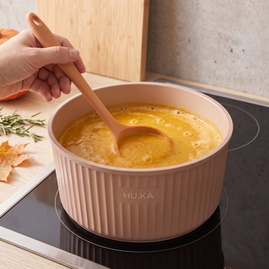 Zestaw garnków i patelni 20 el. HU.KA Nestio odpinana rączka indukcja - Warm Clay